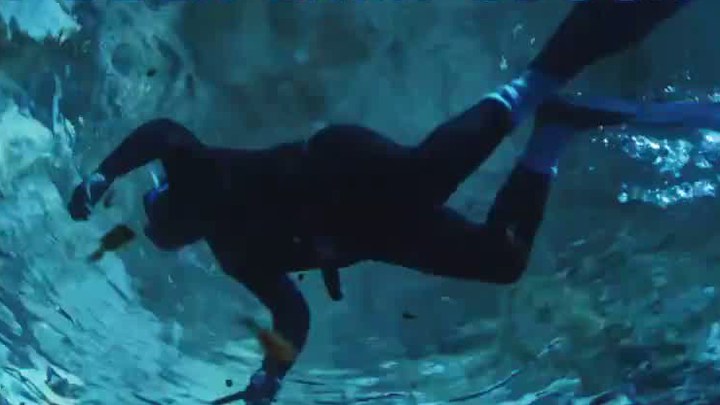 海上火焰 法国预告片2