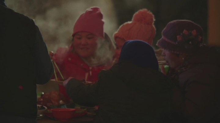 越來越好之村晚 花絮4：制作特輯之越吃越香 (中文字幕)