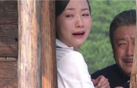 【沖出月亮島】第30集預(yù)告-韓雪表哥與鬼子同歸于盡