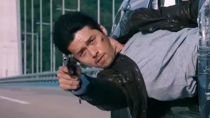 共助 台湾先行版 (中文字幕)