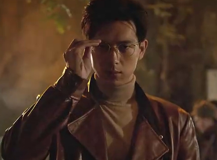《古董局中局》預告2021年上映 雷佳音李現辛芷蕾葛優造型曝光