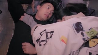 苏芒睡觉做噩梦，郑楚趁机爬入帐篷？这小子够聪明啊