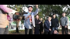 做次有錢人 拍攝花絮之喻恩泰裝孫子