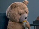 《泰迪熊2》全球首映 “贱熊”今夏要当爸