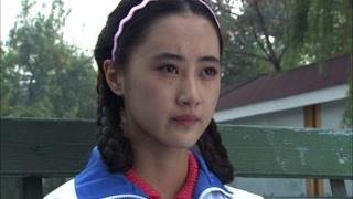 《永远一家人》杜娜撕掉检讨书从学校离开 在外晃悠不愿上学