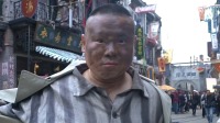 佟麗婭烤羊肉串狂飆方言 岳云鵬化身“劇組吉祥物” 扯華少頭發(fā)逗笑全場(chǎng)