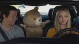 《泰迪熊2》预告片 和美女一起嗨