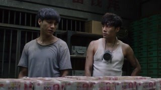陳坤搞火鍋店的裝修把洞挖到了銀行金庫  這金庫錢真多