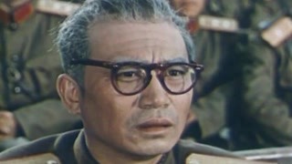 文艺演出女子独唱 歌颂共产党