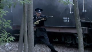警察遇到土匪竟打不过