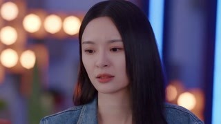 艾米遇到對(duì)手拼命灌酒