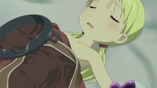 逼近昏迷少女的身影 丑萌得有点可怕！