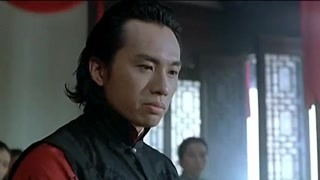 眾人幫阿福 重物混亂之中砸中阿福
