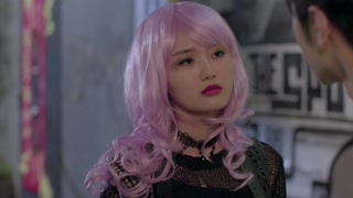《秘果》 斯嘉麗酒后飆車