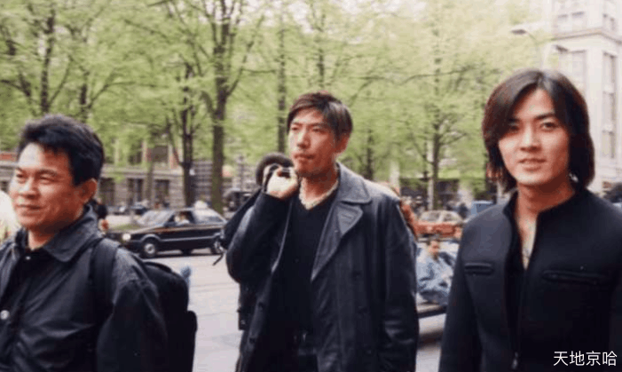 男人骚女人骚屁视频,骚女人自拍骚女人的视频,久久男人日女人屁视频