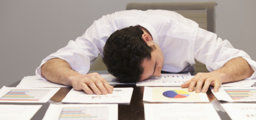 我们需要知道我们为什么上班没有动力的,如果是由于本身这份工作我们