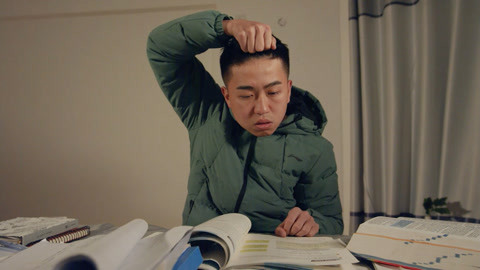 学霸右臂带我飞