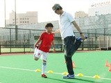 足球少年拜师李铁