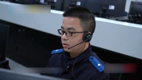 女子骑警队英姿飒爽 打造高效畅通的城市出行环境