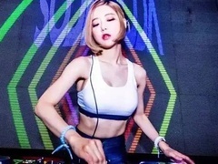 第九期 宋仲基賣萌綜藝實力撩妹 DJ女神抖胸打碟秀長腿