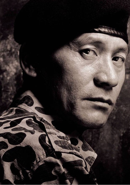 《实尾岛》全集-高清电影完整版