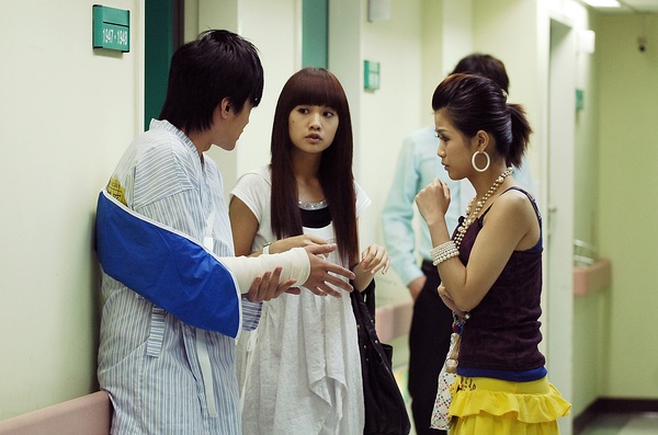 《不良笑花》全集-电视剧