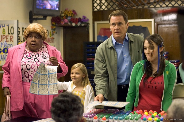 《卧底肥妈2》-高清电影