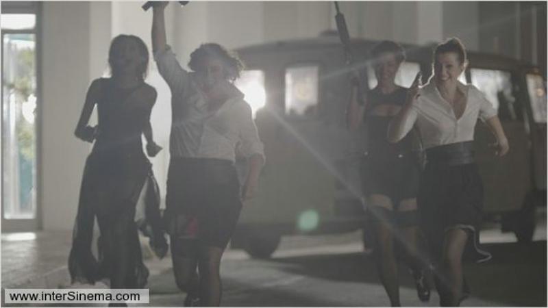 《妇女的工作:银行抢劫案》-高清电影