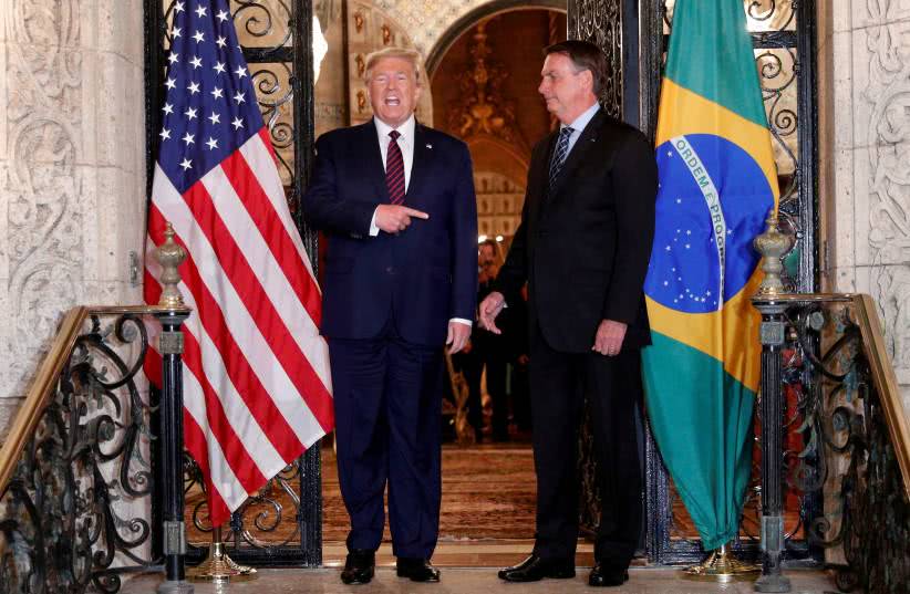 巴西总统是否确诊存疑，曾称新冠病毒是“幻想出来的小危机”