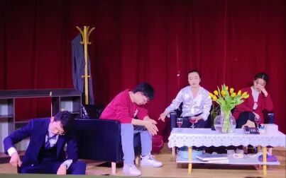 [图]《杀戮之神》校内公演