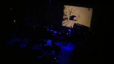 [图]Godspeed You! Black Emperor - The Dead Flag Blues Live