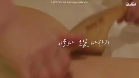 [图]Full Body Massage Therapy with Aroma Oil 全身按摩 全身マッサージ