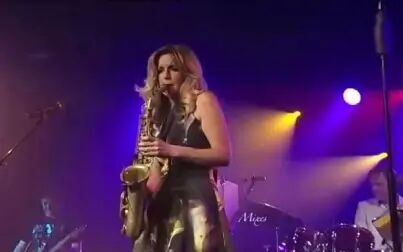 [图]火爆的爵士现场演奏Candy Dulfer - Lily Was Here-纯音乐