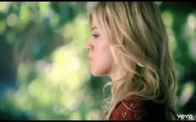 [图]Kelly Clarkson - Because Of You 中英字幕 官方MV 1080P