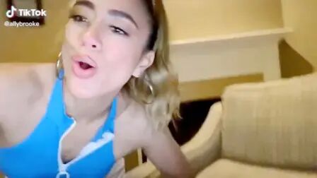 [图]Ally brooke —《what are we waiting for》