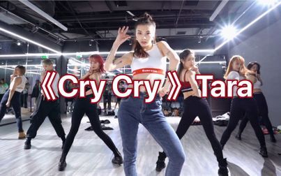 [图]大型催泪回忆杀现场《Cry Cry》T-ara,带着学生们翻跳了皇冠经典...