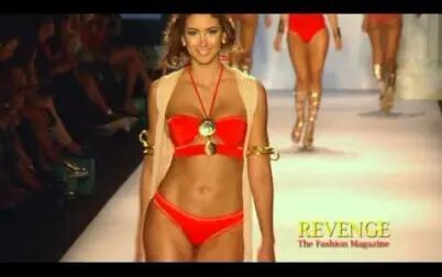 [图]【FASHIONSHOW】Best of Beverly Hills Swimwear