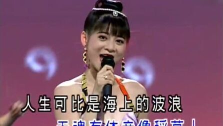 [图]十二大美女海底城歌舞秀,彩桦演唱经典:《爱拼才会赢》