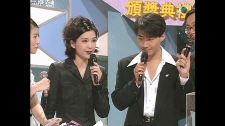 [图]#金牌混剪# 1995第十三届劲歌金曲颁奖典礼cut23,黎明《危情追踪》...