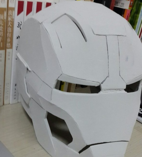 如何用纸制作钢铁侠的头盔