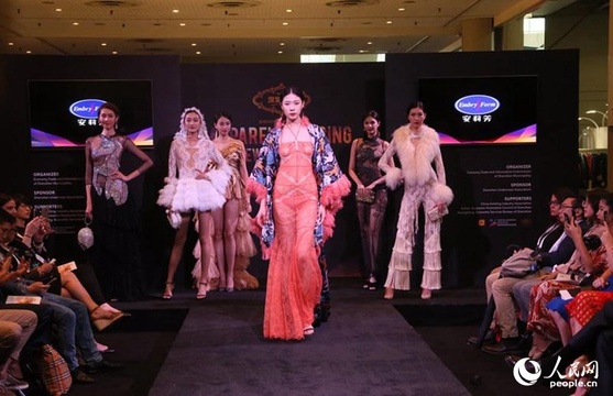 第十九届中国纺织品服装贸易展览会在纽约开幕 第1页