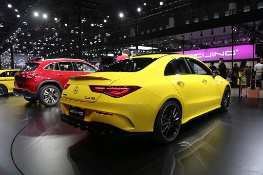 全新奔驰AMG CLA35(3) 第3页