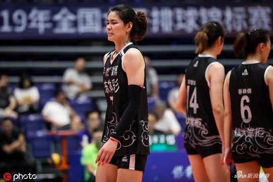 女排全锦赛八一3-1山东进决赛(20) 第20页