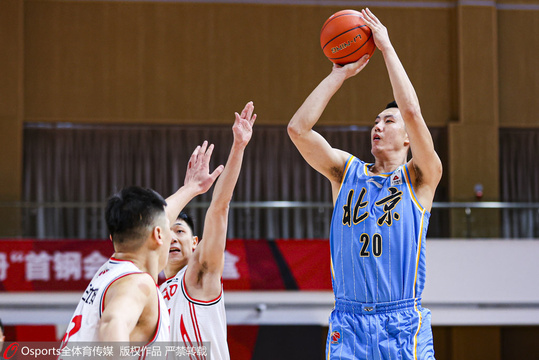 CBA常规赛:北京78-75青岛 第1页