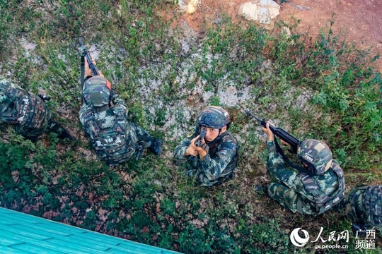 武警广西总队:厉兵秣马迎“八一” 紧贴实战励尖兵 第1页