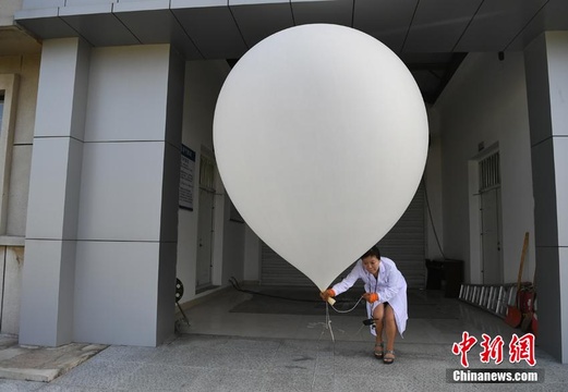 探访长春百年气象站探空气球:万米高空的听诊器 第1页