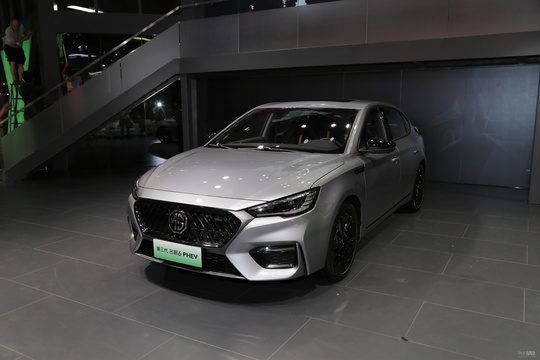 第三代名爵6 PHEV 第1页