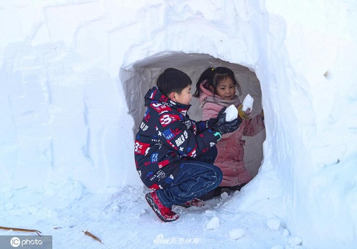 戏雪乐、乐戏雪 沈阳市民户外参与各项趣味冰雪娱乐项目(4) 第4页