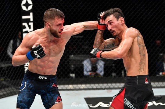 UFC格斗之夜:霍洛威VS凯塔尔精彩集锦(10) 第10页