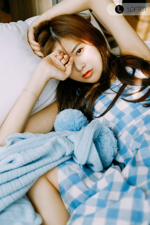 《榴莲飘飘剧照》短视频完整版在线观看-全集剧情片